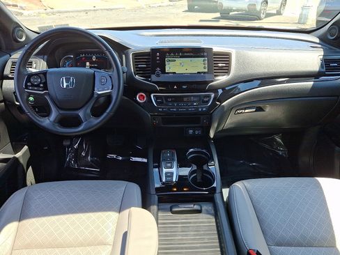 Used 2021 Honda Passport Touring image 11