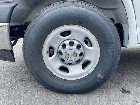 New 2026 Chevrolet Express 3500 w/ Power Convenience Package RWD image 5