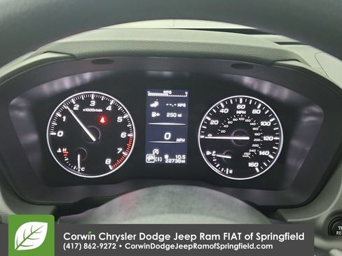 Used 2025 Subaru Crosstrek 2.5i Premium AWD/4WD image 22