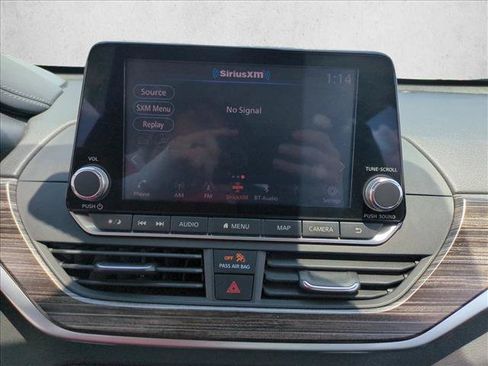 Used 2019 Nissan Altima 2.5 Platinum FWD image 14