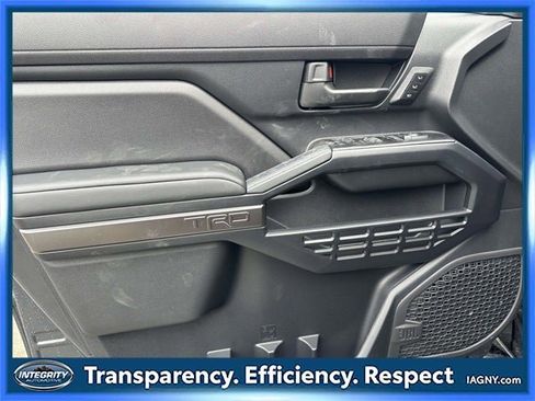 Used 2025 Toyota 4Runner TRD Off-Road image 20