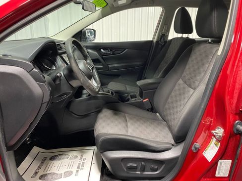 Used 2018 Nissan Rogue Sport SV w/ SV All-Weather Package image 9