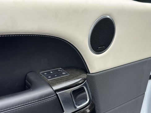 Used 2019 Land Rover Range Rover Sport Autobiography image 12