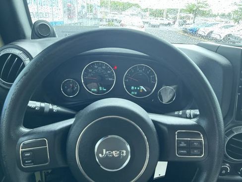 Used 2013 Jeep Wrangler Sport AWD/4WD image 12