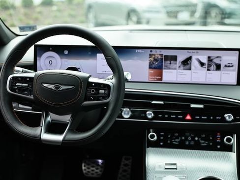 New 2026 Genesis GV70 2.5T Sport Prestige AWD/4WD image 27