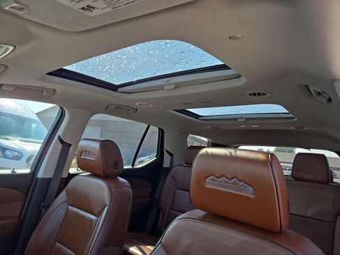 Used 2019 Chevrolet Traverse High Country AWD/4WD image 31