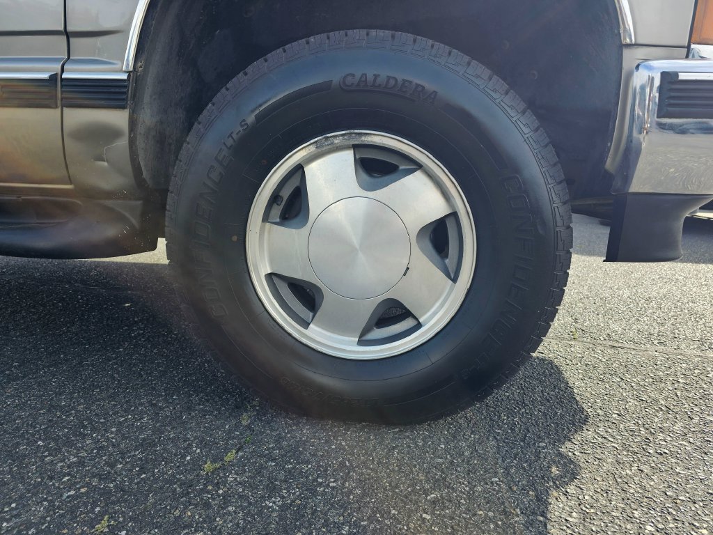 Used 1998 Chevrolet Silverado 1500 4x4 Extended Cab w/ Preferred Equipment Group 3 image 9