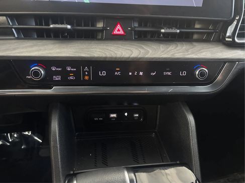 Used 2024 Kia Sportage X-Line AWD/4WD image 36