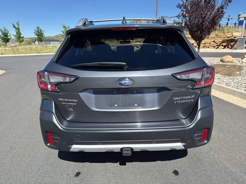 Used 2022 Subaru Outback Touring XT AWD/4WD image 5