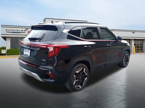 Used 2024 Kia Seltos SX w/ SX Sunroof Package image 5