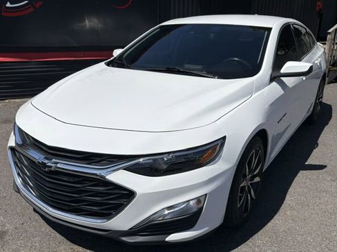 Used 2021 Chevrolet Malibu RS FWD image 1