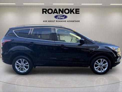 Used 2018 Ford Escape SEL FWD image 3