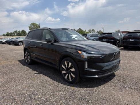 Used 2025 Volvo EX90 Ultra AWD/4WD image 10