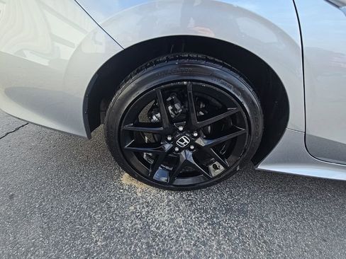 Certified 2025 Honda Civic Sport image 10