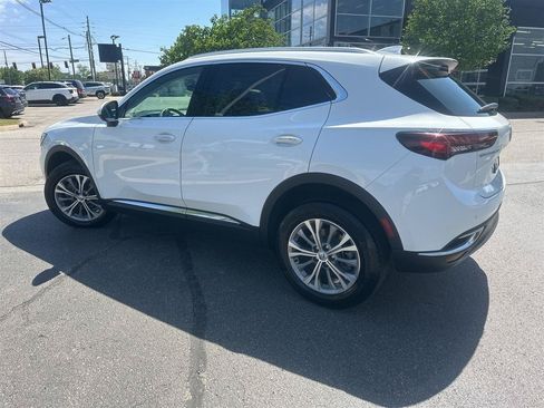 Used 2022 Buick Envision Preferred FWD image 2