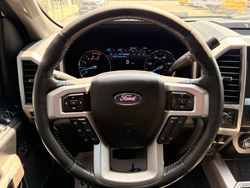 Used 2020 Ford F350 Lariat w/ Lariat Ultimate Package AWD/4WD image 19