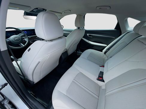 Used 2025 Hyundai Sonata SEL image 23