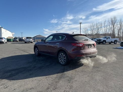 Used 2017 Maserati Levante S image 5