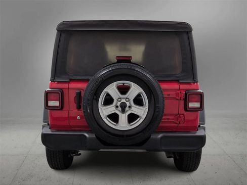 Certified 2018 Jeep Wrangler Unlimited Sport S image 7