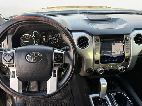 Used 2018 Toyota Tundra Limited image 10