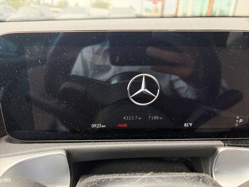 Used 2026 Mercedes-Benz GLB 250 image 20