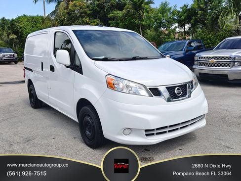 Used 2020 Nissan NV200 SV w/ Back Door Glass Package FWD image 1