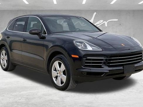 Used 2022 Porsche Cayenne AWD/4WD image 12