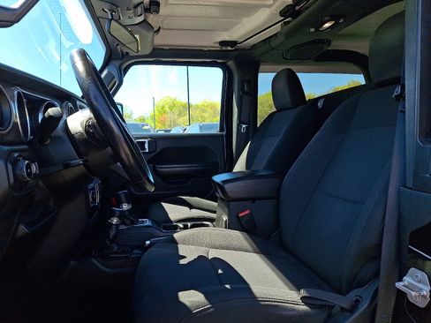 Used 2018 Jeep Wrangler Sport AWD/4WD image 11