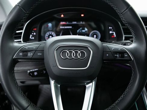 Used 2022 Audi Q8 Premium Plus image 14