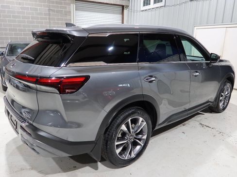 Used 2022 INFINITI QX60 Luxe w/ Cargo Package FWD image 5