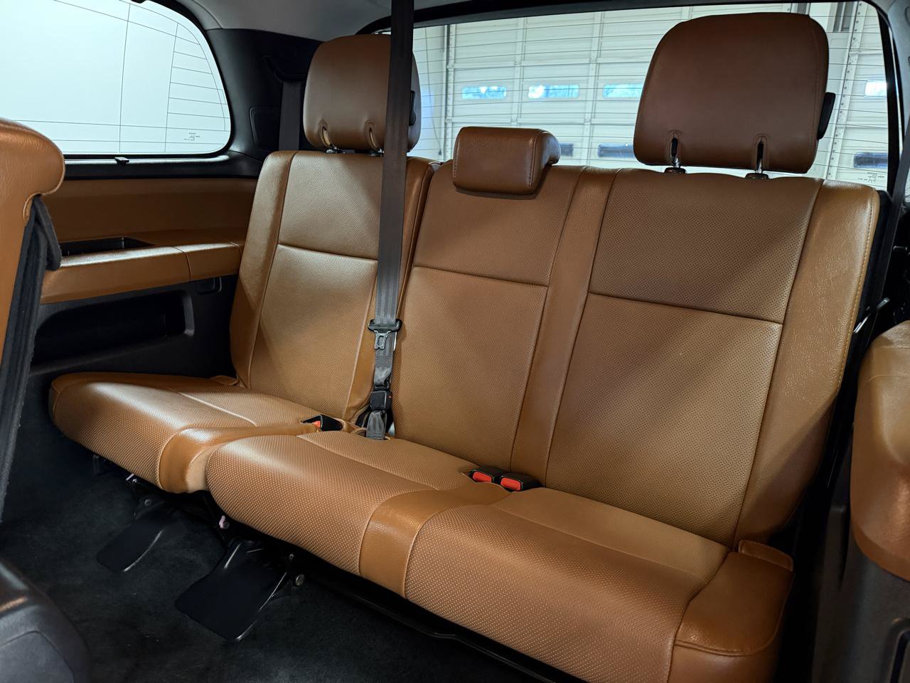 Used 2018 Toyota Sequoia Platinum w/ Carpet Mat Package AWD/4WD image 20