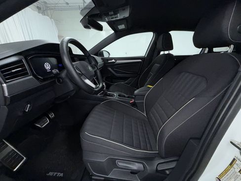 Used 2023 Volkswagen Jetta Sport FWD image 12