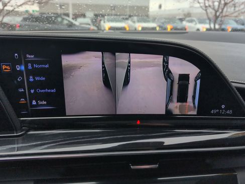 Used 2022 Cadillac Escalade ESV Sport w/ Touring Package image 39