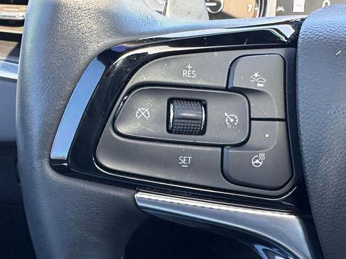 Used 2022 Buick Enclave Essence w/ Experience Buick Package image 31