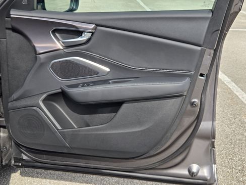 Used 2025 Acura RDX SH-AWD image 28