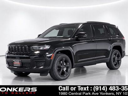 Used 2023 Jeep Grand Cherokee L Laredo