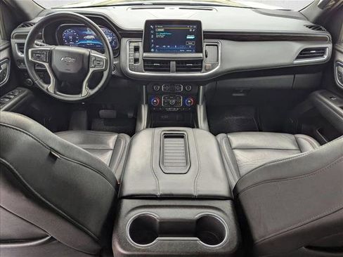 Used 2023 Chevrolet Tahoe Z71 w/ Luxury Package AWD/4WD image 17