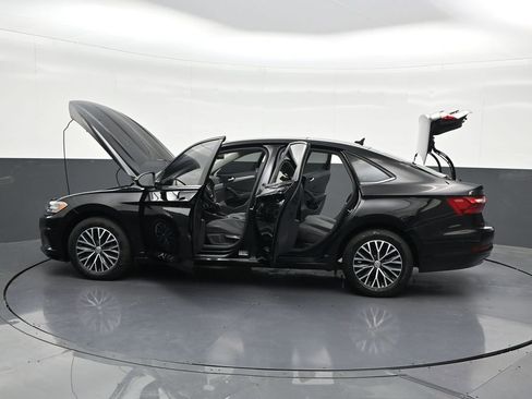 Used 2020 Volkswagen Jetta SE FWD image 33