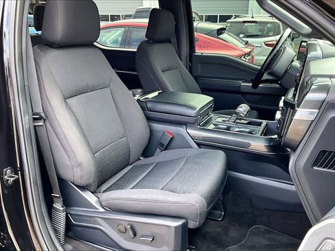 Used 2022 Ford F150 XLT w/ Equipment Group 302A High image 9