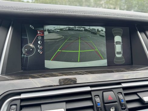 Used 2013 BMW 750Li RWD image 17