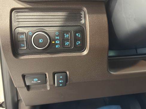 Used 2025 Ford F350 King Ranch w/ Chrome Package AWD/4WD image 33