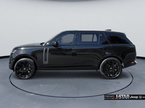 Used 2025 Land Rover Range Rover Long Wheelbase SE AWD/4WD image 8