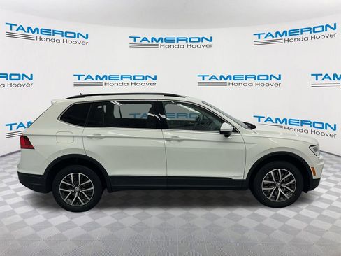 Used 2019 Volkswagen Tiguan SE w/ Panoramic Sunroof Package FWD image 6