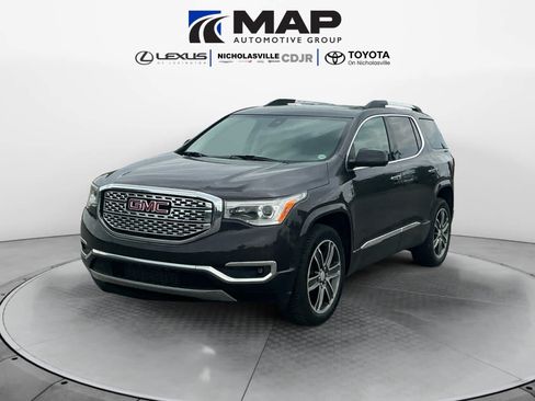 Used 2018 GMC Acadia Denali w/ Technology Package AWD/4WD image 1