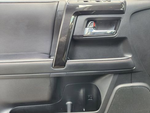 Used 2023 Toyota 4Runner TRD Off-Road image 17