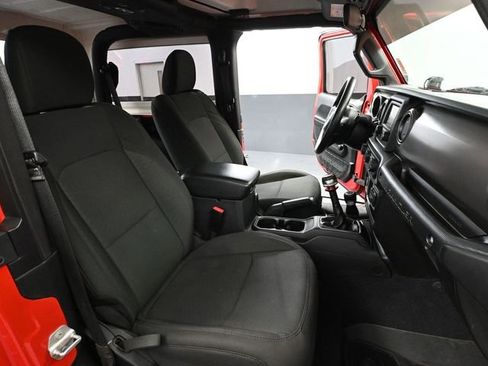 Used 2020 Jeep Wrangler Sport image 35