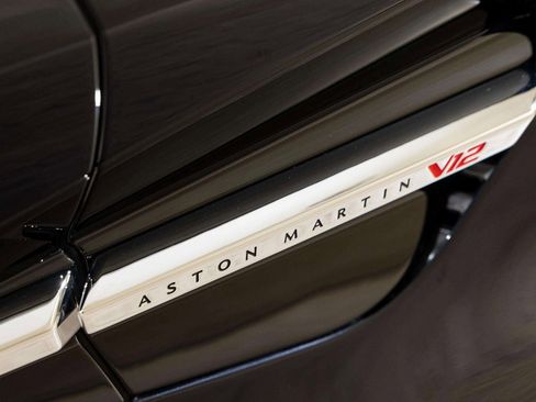 New 2026 Aston Martin Vanquish Convertible image 13