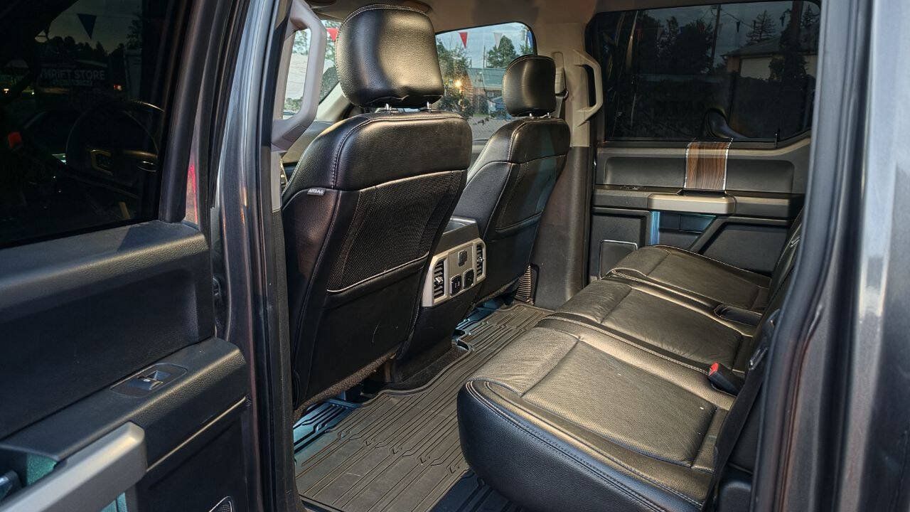 Used 2017 Ford F150 Lariat w/ Equipment Group 501A Mid AWD/4WD image 9