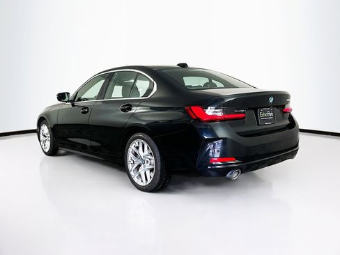 Used 2025 BMW 330i Sedan image 5
