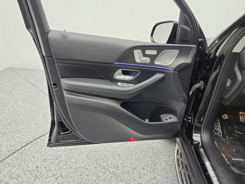 Certified 2023 Mercedes-Benz GLS 580 4MATIC image 15